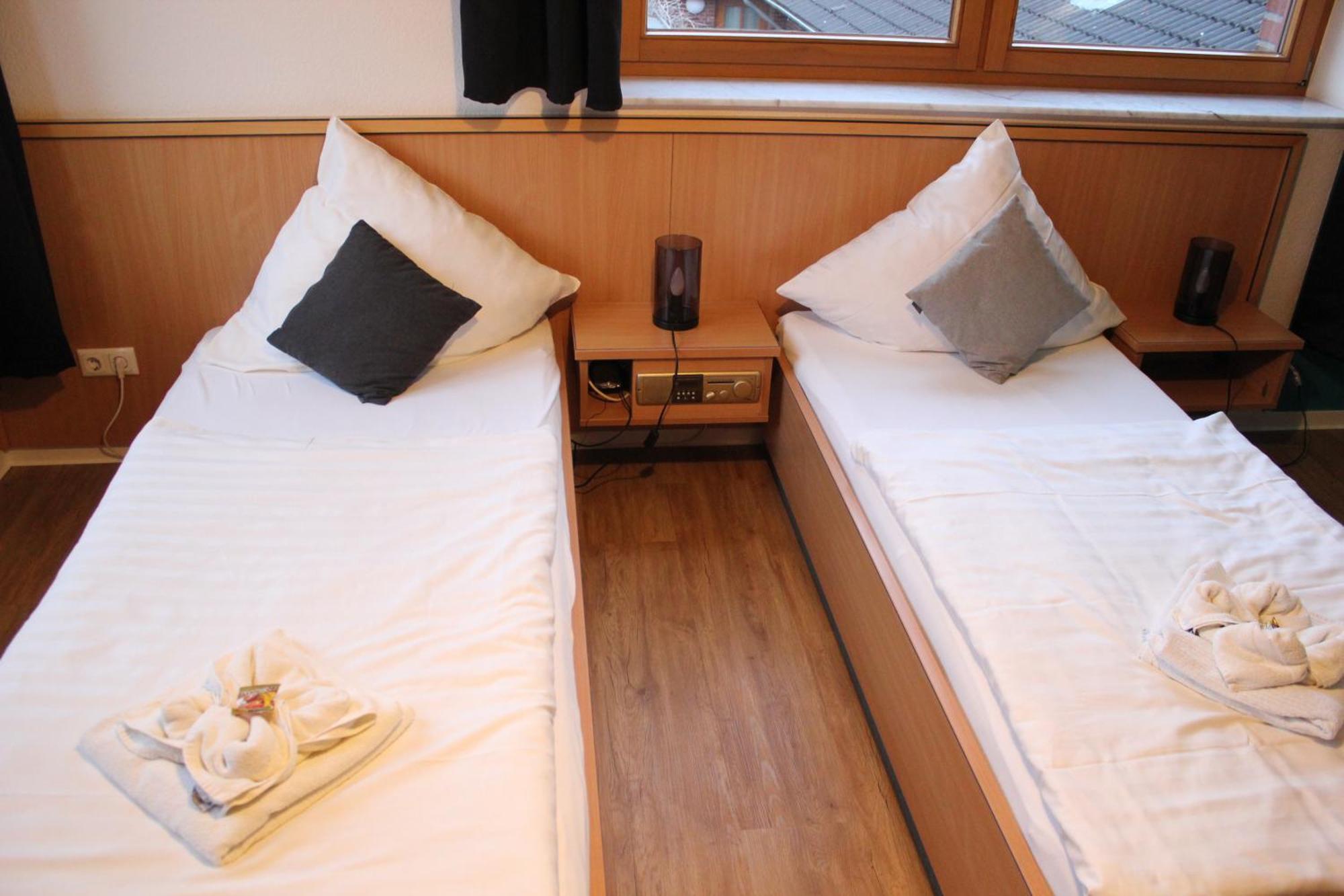 Olympia Hotel & Restaurant Инден Экстерьер фото